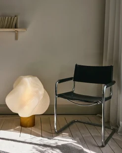 Crème Atelier Soft Serve Lamp Mega Cloudberry