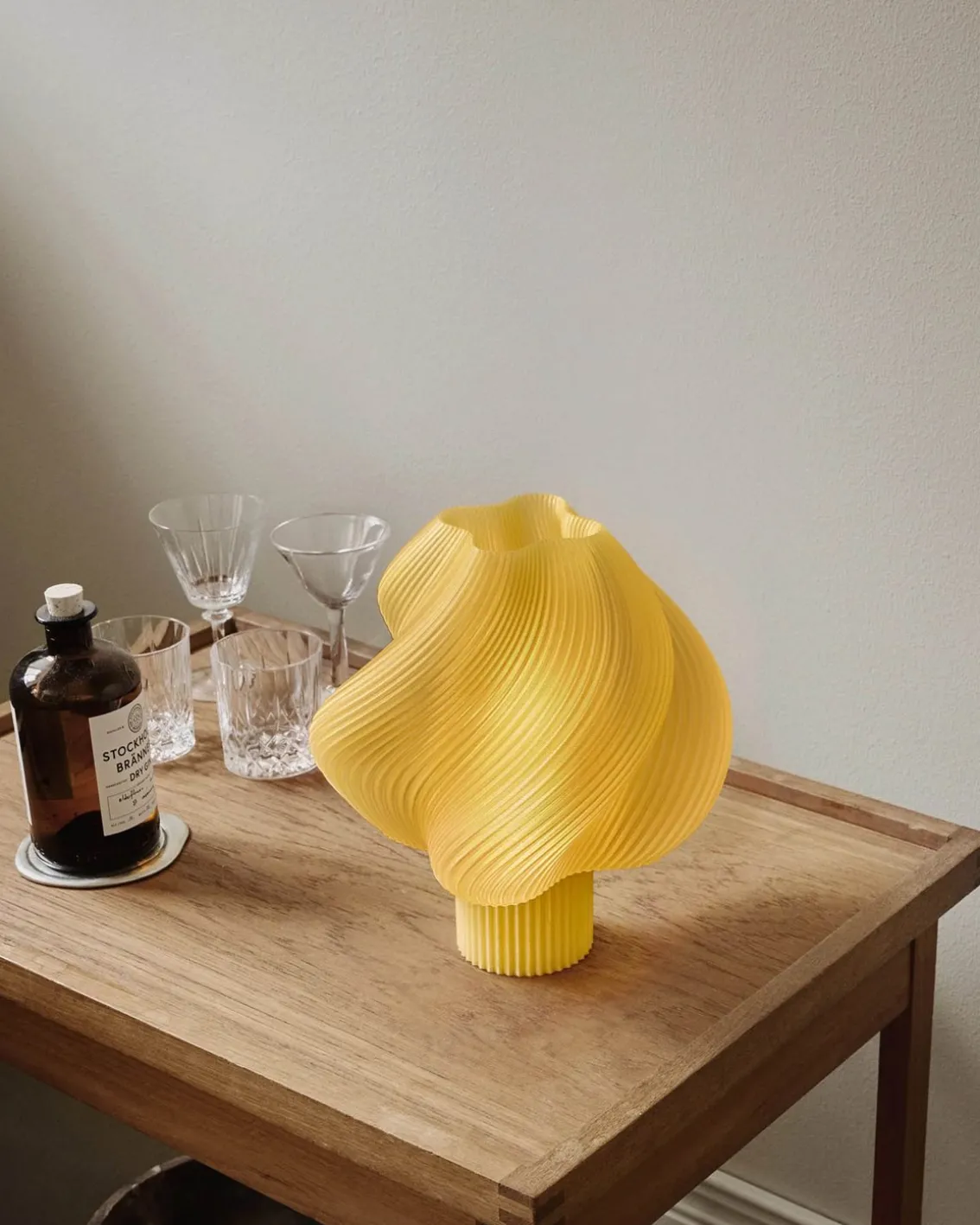 Crème Atelier Soft Serve Table Lamp Regular Sorbet Limoncello