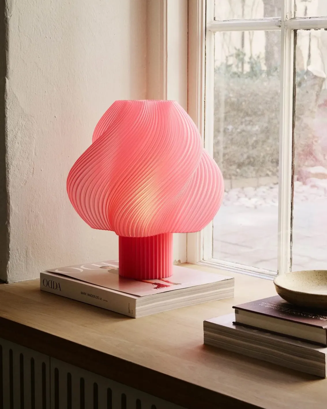 Crème Atelier Soft Serve Table Lamp Grande Sorbet Peach