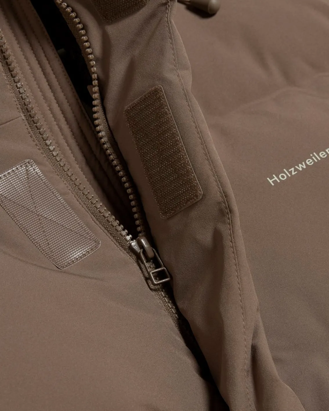Holzweiler Dovre Down Jacket Taupe