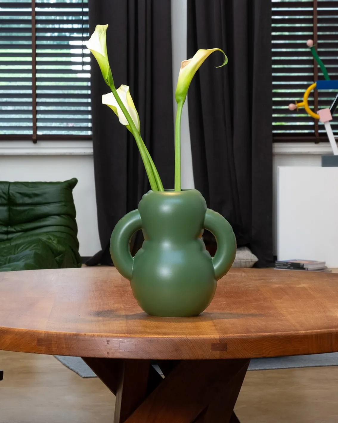 HOME STUDYO Oscar Vase Moss Matte