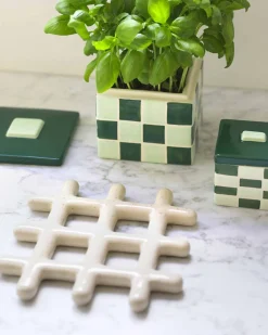 &Klevering Trivet Grid Speckle Beige