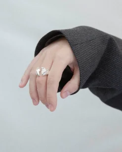 Kultur 5 Love Signet Ring Silver