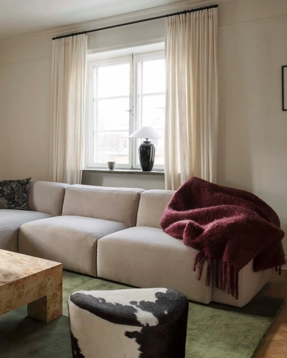 Layered Classic Solid Wool Rug Capulet Olive