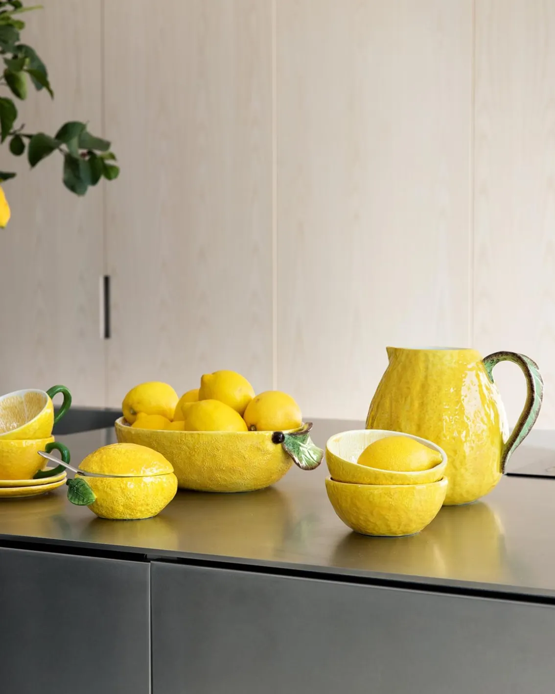 Lemon Bowl With Lid Yellow
