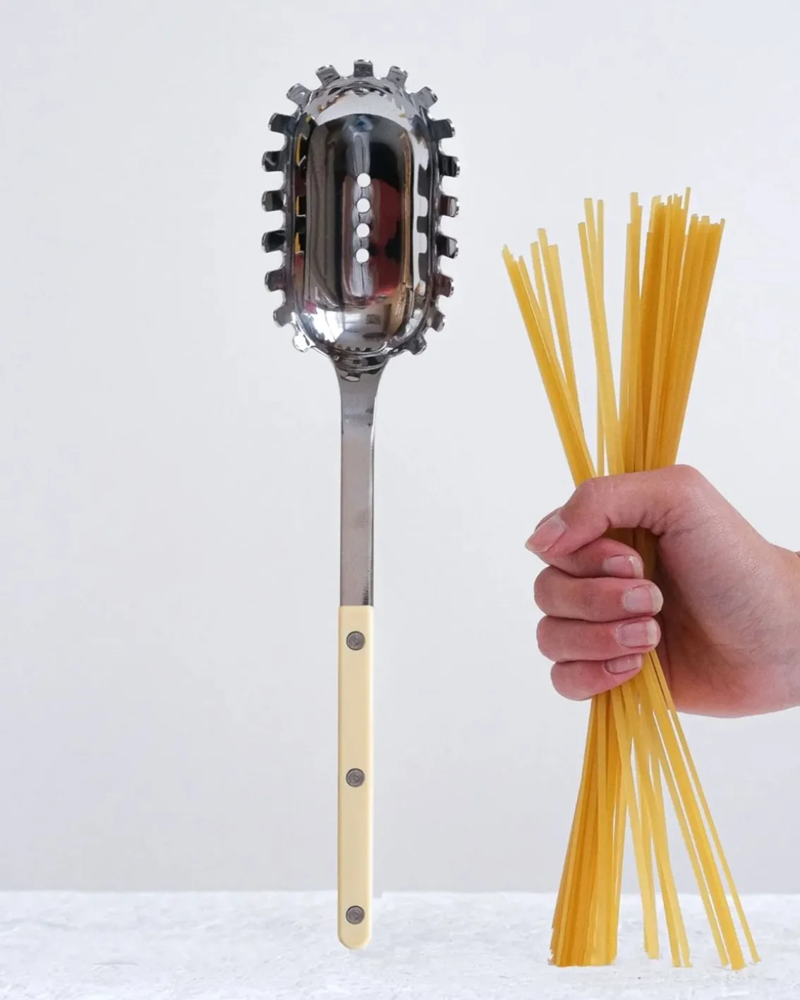 Sabre Paris Bistro Spaghetti Spoon Ivory