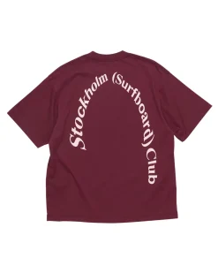 Stockholm Surfboard Club Regular Back Logo T-Shirt Maroon
