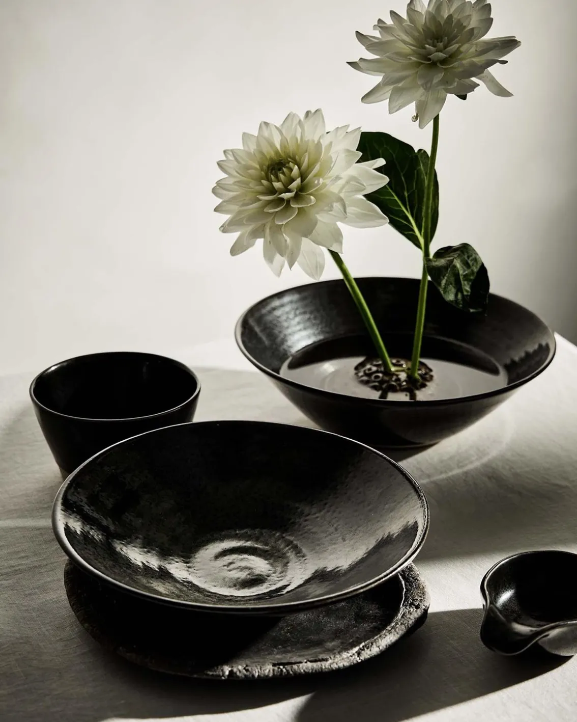 Tell me More Fenix Serving Bowl Large Black