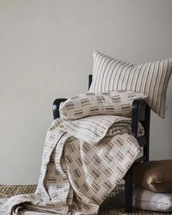 Tell me More Julien Bedspread Tan