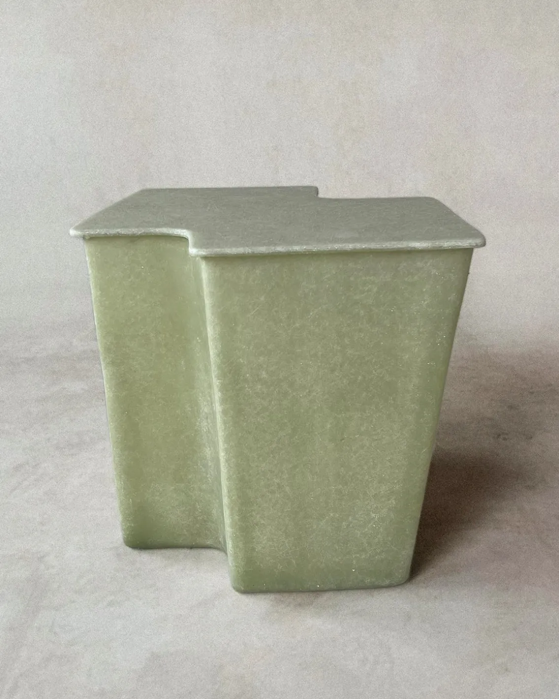 Vava Objects Clam Side Table Small Raw Green
